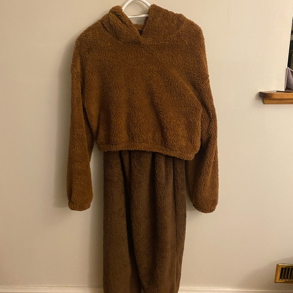 SHEIN Teddy Cropped Hoodie and Fleece Pants Combo - Picture 10 of 10